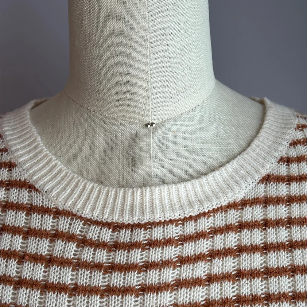 BDG Striped Red Beige Brown Oversized Lightweight Crewneck Sweater Size XS